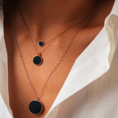 Collier Ginette NY EVER DISC en or rose et onyx