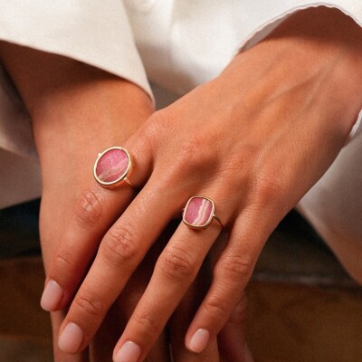 Bague Ginette NY ANTIQUE RING en or rose et rhodochrosite