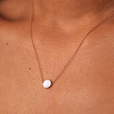 Collier Ginette NY MINI EVER DISC en or rose et nacre rose