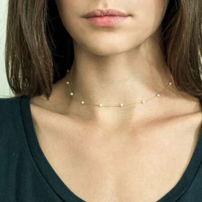 Collier Claverin Lotta love Fortnight en or jaune et perles blanches