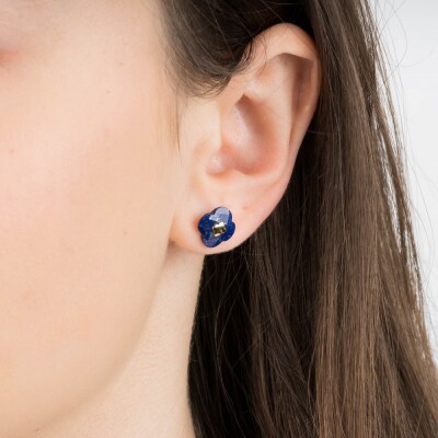 Boucles d'oreilles puce Morganne Bello Victoria Trèfle en or jaune et lapis lazuli