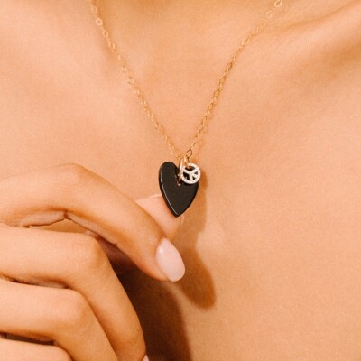 Pendentif Ginette NY CHARMS en or rose et onyx