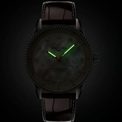 Montre Breitling Navitimer 32