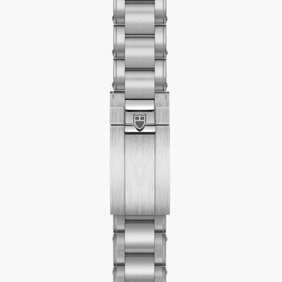 Montre TUDOR Black Bay Pro, boîtier en acier, 39 mm, cadran opalin