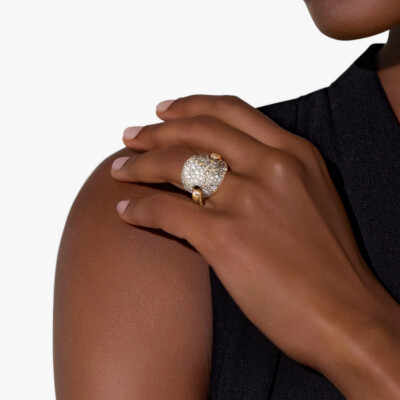 Bague Pomellato Sabbia en or rose et diamants bruns et blancs