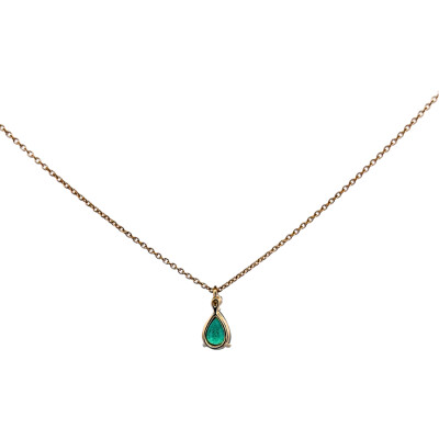 Collier Or jaune et Emeraude Taille Poire 0.54 carat