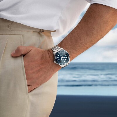 Montre Longines HydroConquest Quartz 42mm L3.769.4.96.6