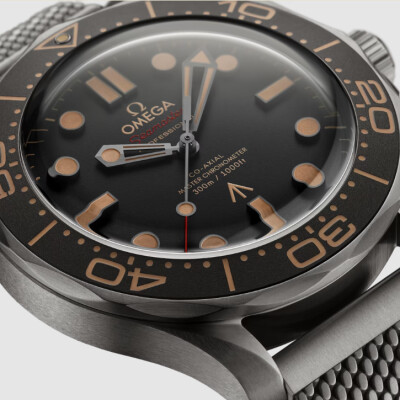 Montre OMEGA Seamaster Diver 300M Co-Axial Master Chronometer 42mm Edition 007