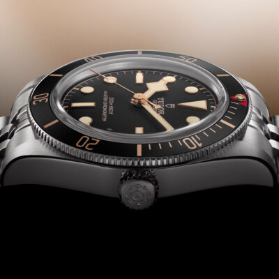 Montre TUDOR  Black Bay 58 boîtier en acier, 39 mm, bracelet en acier