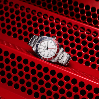Montre TUDOR Black Bay GMT boîtier en acier, 41 mm, bracelet en acier