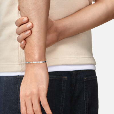 Bracelet Bangle Nouvel Héritage Mood Dinner Date en or blanc et diamants, taille 16cm