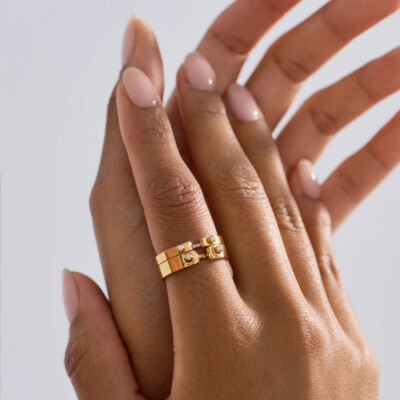 Bague Nouvel Héritage Mood Business M. PM en or jaune et diamants, taille 52