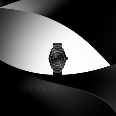 Montre TUDOR  Black Bay Ceramic boîtier en céramique, 41 mm, bracelet entièrement en céramique