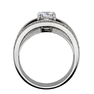 Bague or blanc Diamant 1.01 carat FVS1 accompagné de 0.30 carat de diamants