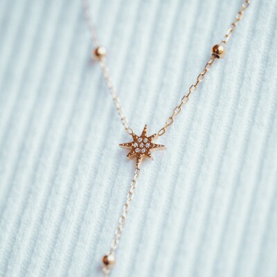 Collier Isaac