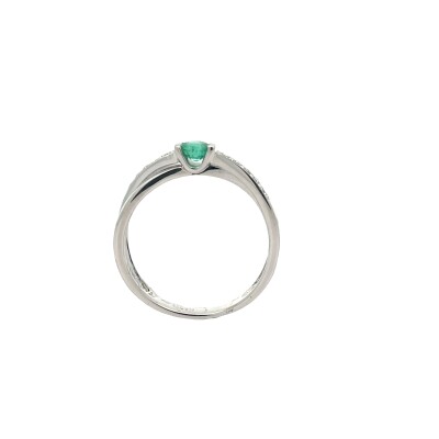 Bague émeraude et diamants