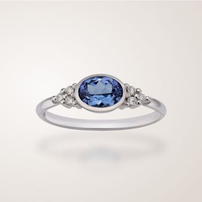 Bague tanzanite et diamants en or gris