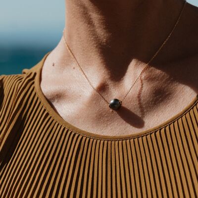 Collier en or jaune et perle de Tahiti
