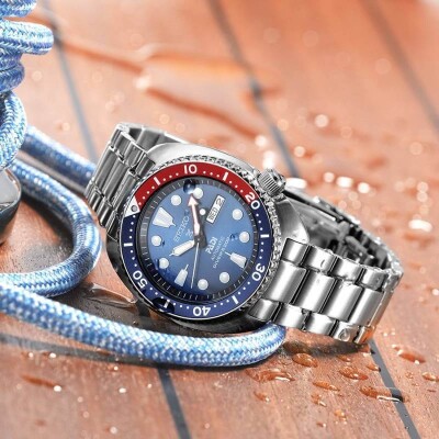 Montre Seiko Prospex Edition spéciale PADI Automatique Diver's SRPE99K1