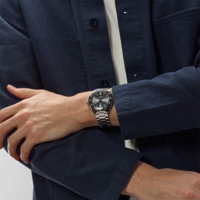 Montre TAG Heuer Formula 1 Date Automatic 43mm WAZ2011.BA0842