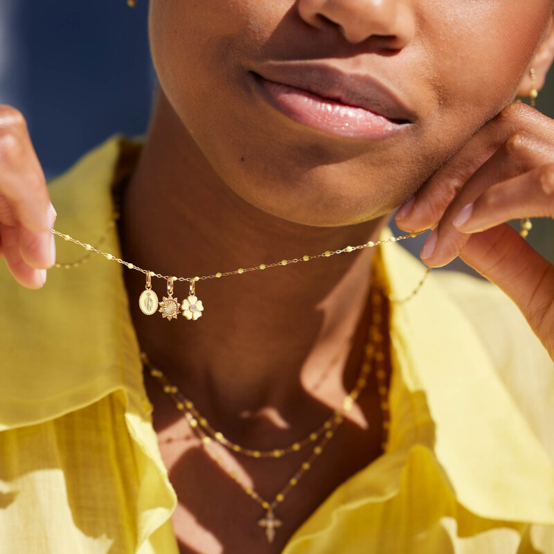 bracelets gigi Clozeau portés