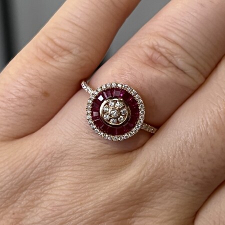 Bague Casino en or rose, rubis et diamants