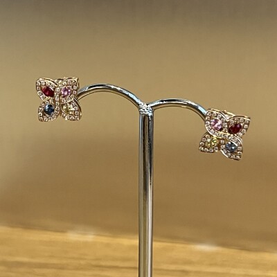 Boucles d'oreilles Chance en or rose, saphirs multicolores et diamants