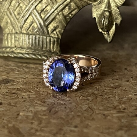 Bague Tanzanie en or rose, tanzanite de 3,43 carats et diamants