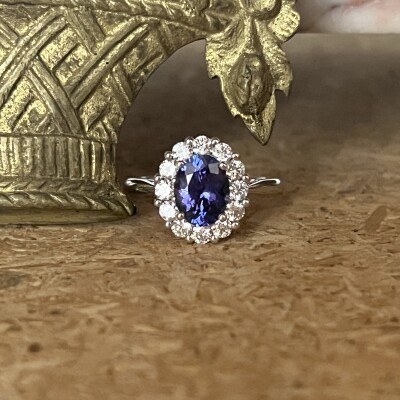 Bague Tanzanie en or blanc, tanzanite de 1,73 carat et diamants