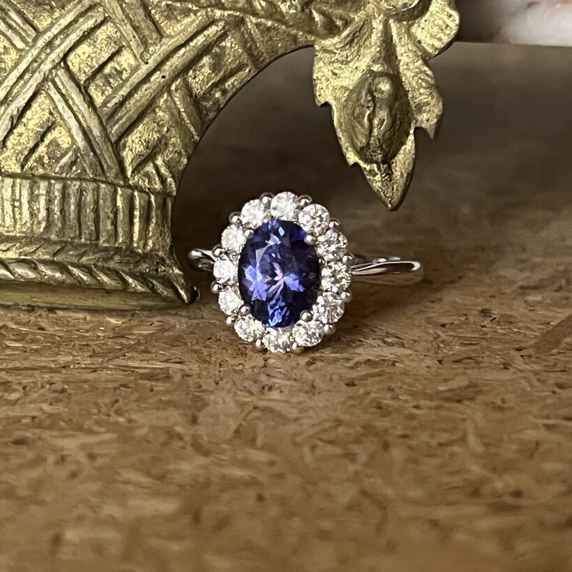 Bague Tanzanie en or blanc, tanzanite de 1,73 carat et diamants