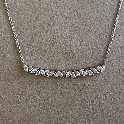 Collier Hype en or blanc, diamants de taille marquise et diamants