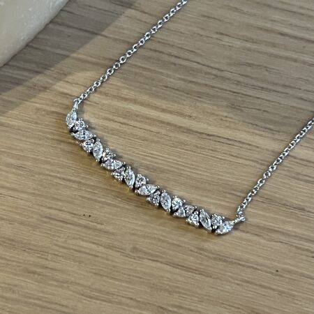 Collier Hype en or blanc, diamants de taille marquise et diamants