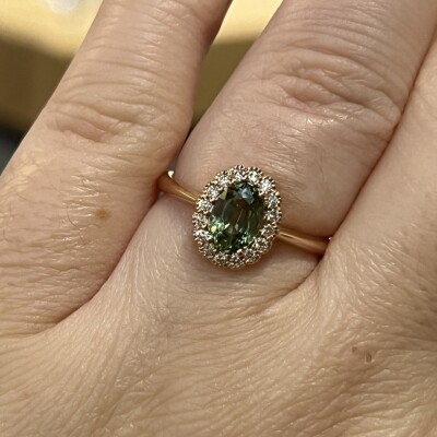 Bague Héritage en or rose, saphir vert et diamants
