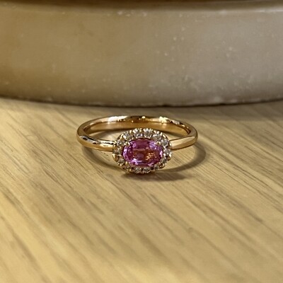 Bague Héritage en or rose, saphir rose et diamants