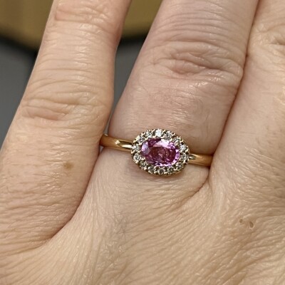 Bague Héritage en or rose, saphir rose et diamants