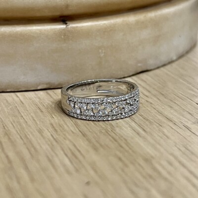 Bague Dentelles en or blanc et diamants