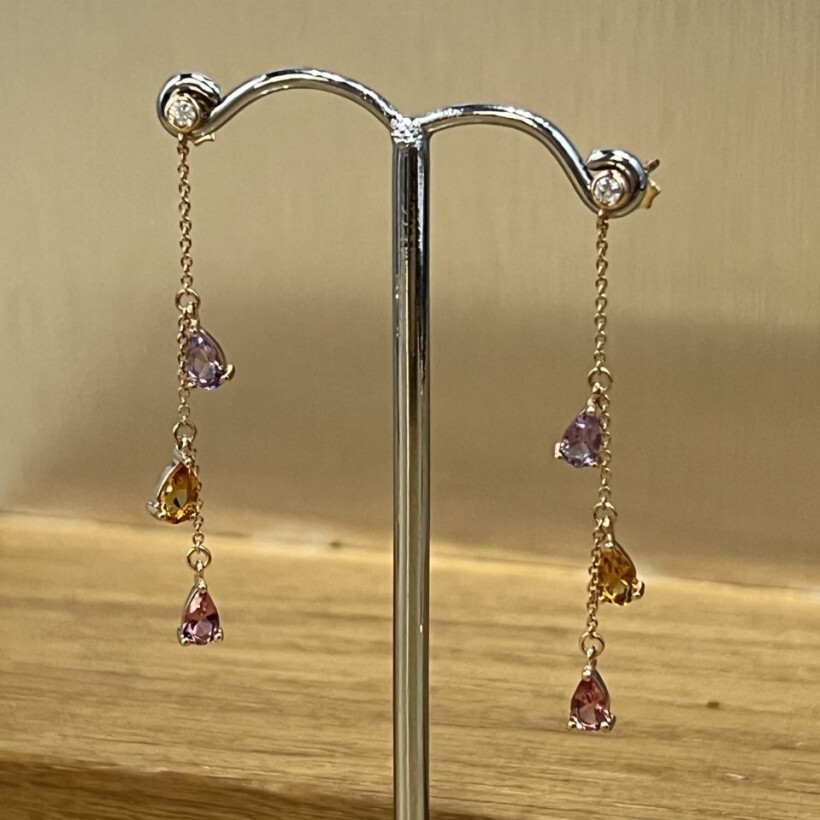 Boucles d’oreilles India en or rose, pierres fines de taille poire et diamants
