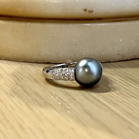 Bague Galaxy en or blanc, perle de Tahiti et diamants