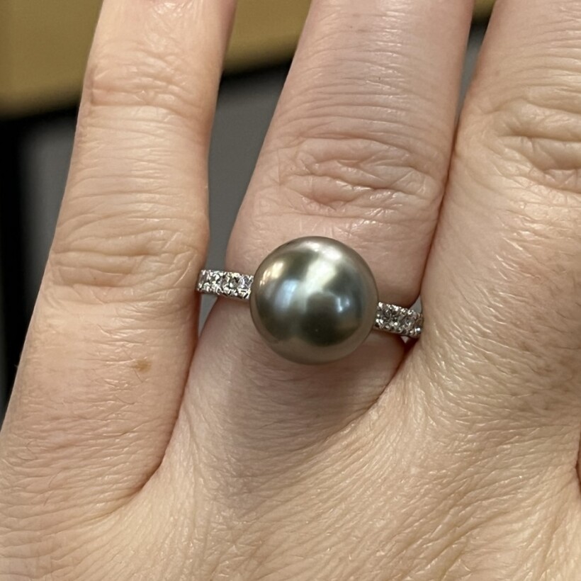 Bague Galaxy en or blanc, perle de Tahiti et diamants