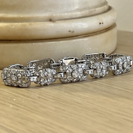 Bracelet Art Déco en platine et diamants de taille ancienne vers 1930