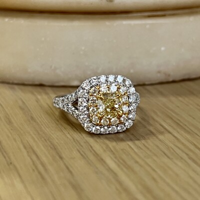 Bague Spring en or blanc et or jaune, diamant jaune de taille coussin de 1,01 carat et diamants