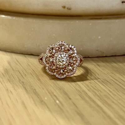 Bague Sakura en or rose, diamant central de 0,30 carat, diamants de taille rose er diamants