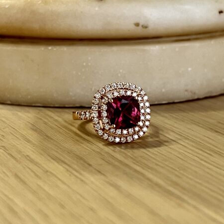 Bague Arès en or rose, rhodolite de 2,67 carats et diamants