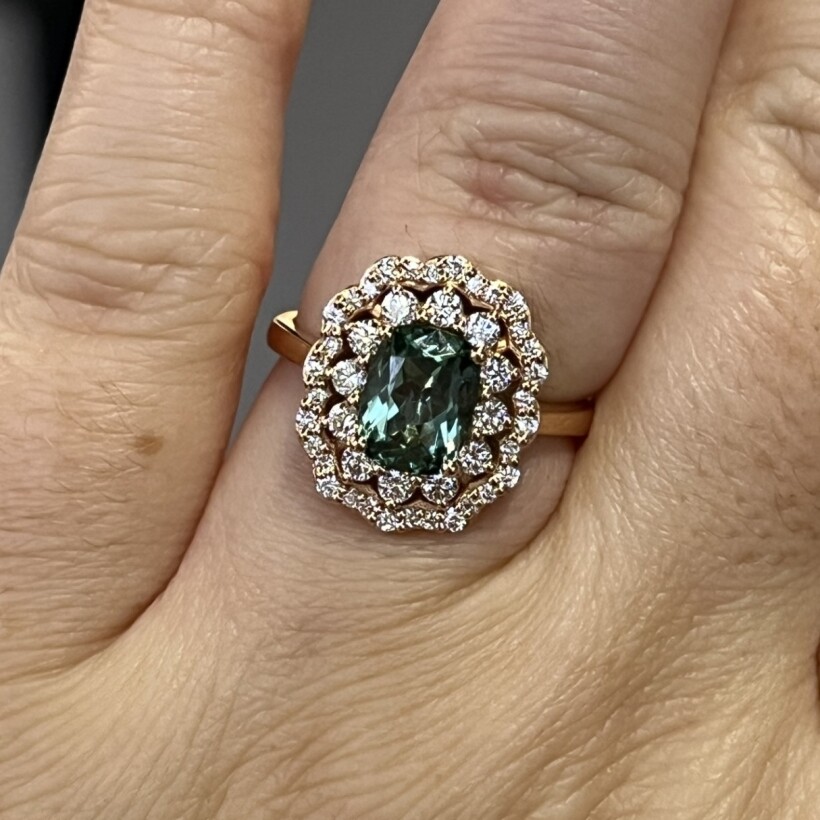 Bague Ponte Vecchio en or rose, tourmaline verte de 1,40 carat et diamants