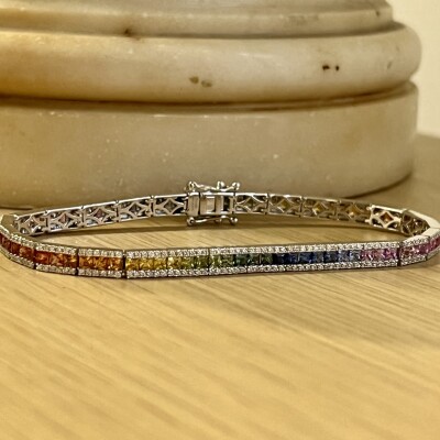 Bracelet Rainbow en or blanc, saphirs multicolores et diamants