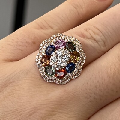 Bague Rainbow en or rose, saphirs multicolores de 2,55 carats et diamants