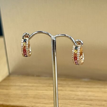 Boucles d’oreilles Rainbow en or rose, saphirs multicolores et diamants