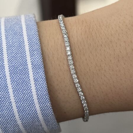 Bracelet Rivière éternelle en or blanc et diamants pour 2 carats