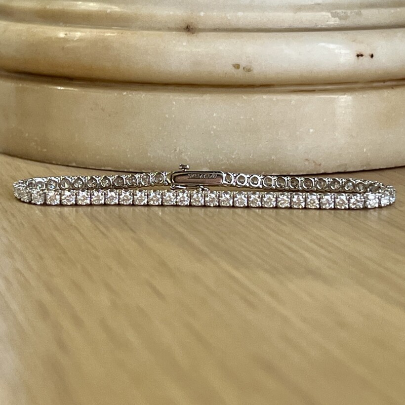 Bracelet Rivière éternelle en or blanc et diamants pour 3,8 carats