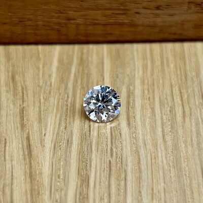 Diamant moderne de 1,51 carat blanc G SI2